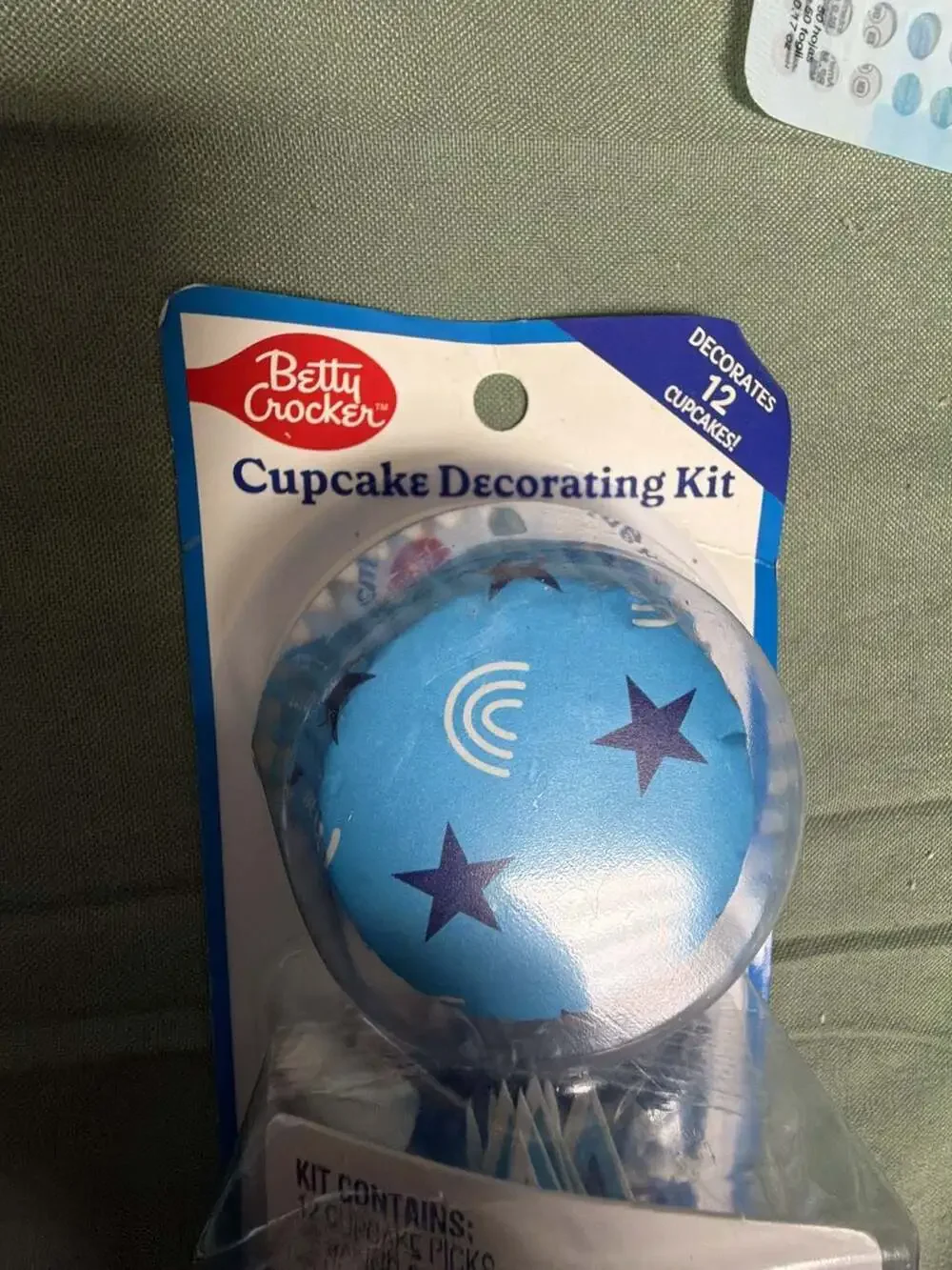 Betty Crocker Blue Star and Rainbow Cupcake Decorating Kit